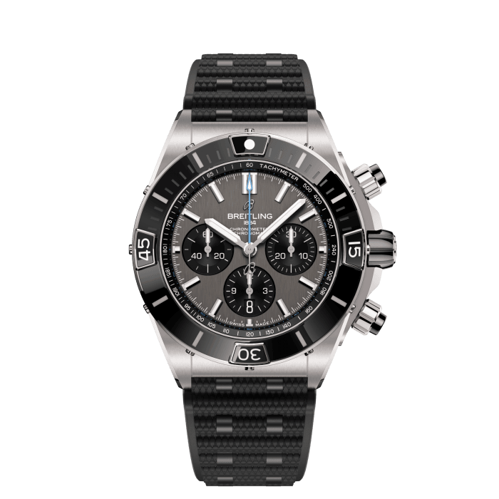 Super Chronomat B01 44, Titan - Anthrazit
Die leistungsstarke Breitling Uhr für alle Gelegenheiten.
