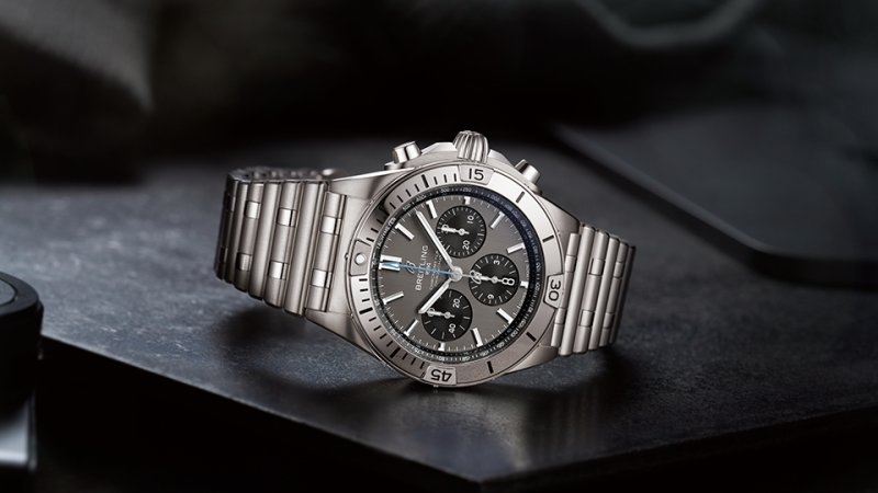 Leistung ohne Kompromisse&lt;br&gt;Die neue Chronomat B01 42 aus Titan