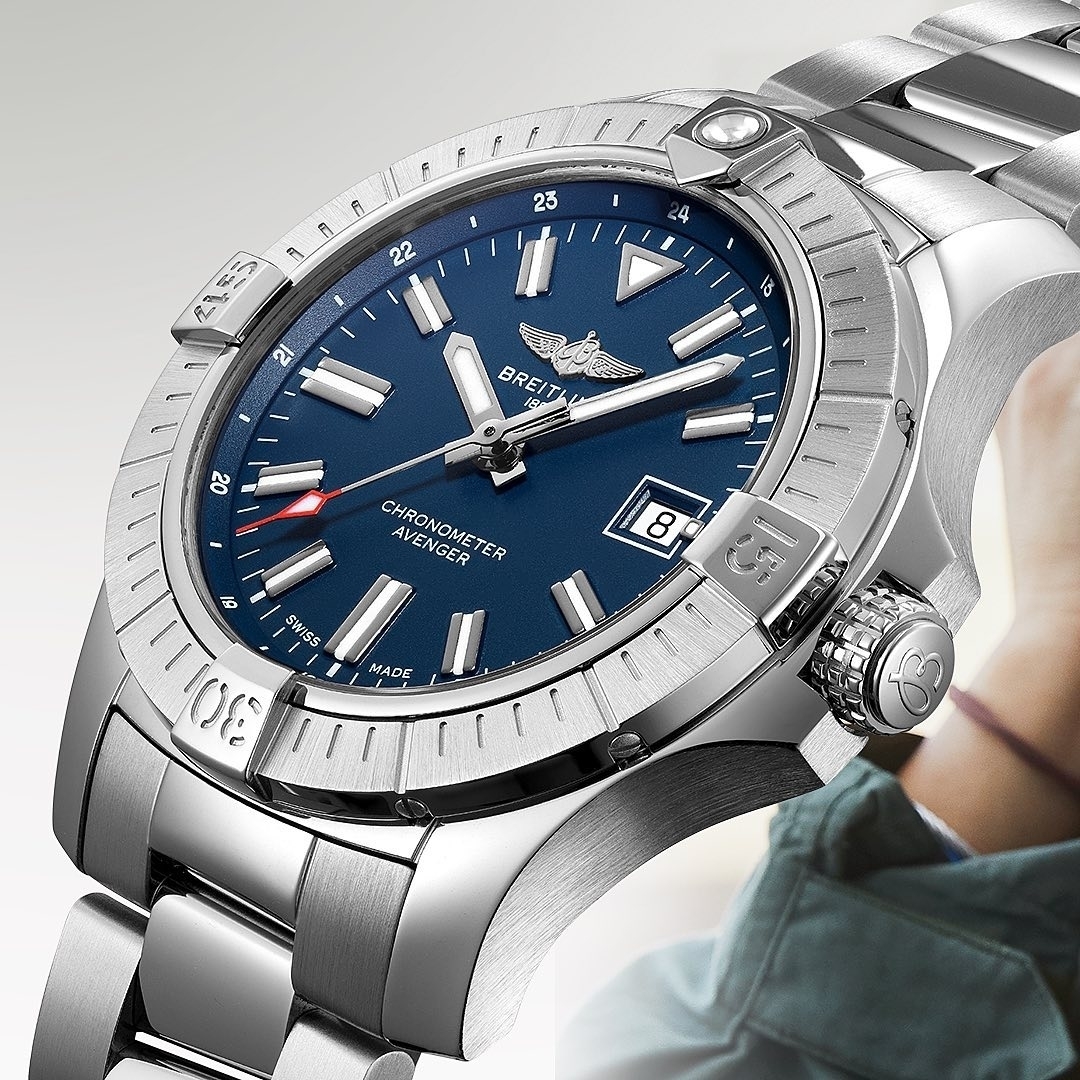 breitling avenger chronograph 43